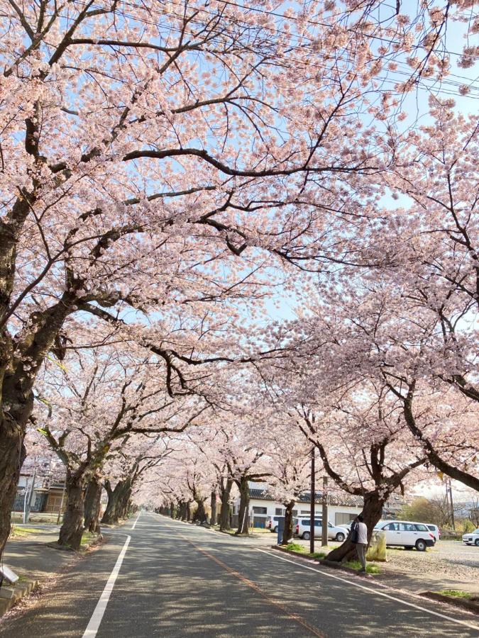 Tomioka  Imas Village Court Kobama المظهر الخارجي الصورة